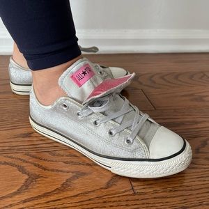 Converse Chuck Taylor Junior size 3 silver (fits woman’s size 6)